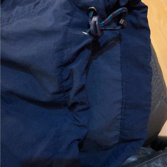 Vintage Women’s 90s Columbia
Sportswear Windbreaker Anorak Pullover Jacket. - Picture 5 of 15